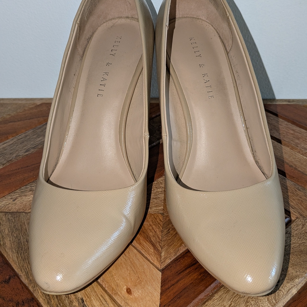 Kelly & Katie Beige Heels